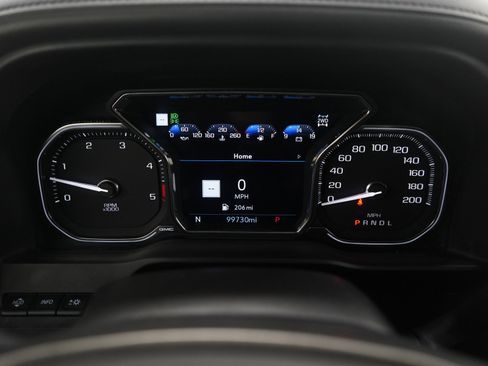 Used 2022 GMC Sierra 3500 Denali w/ Denali Black Diamond Edition image 26