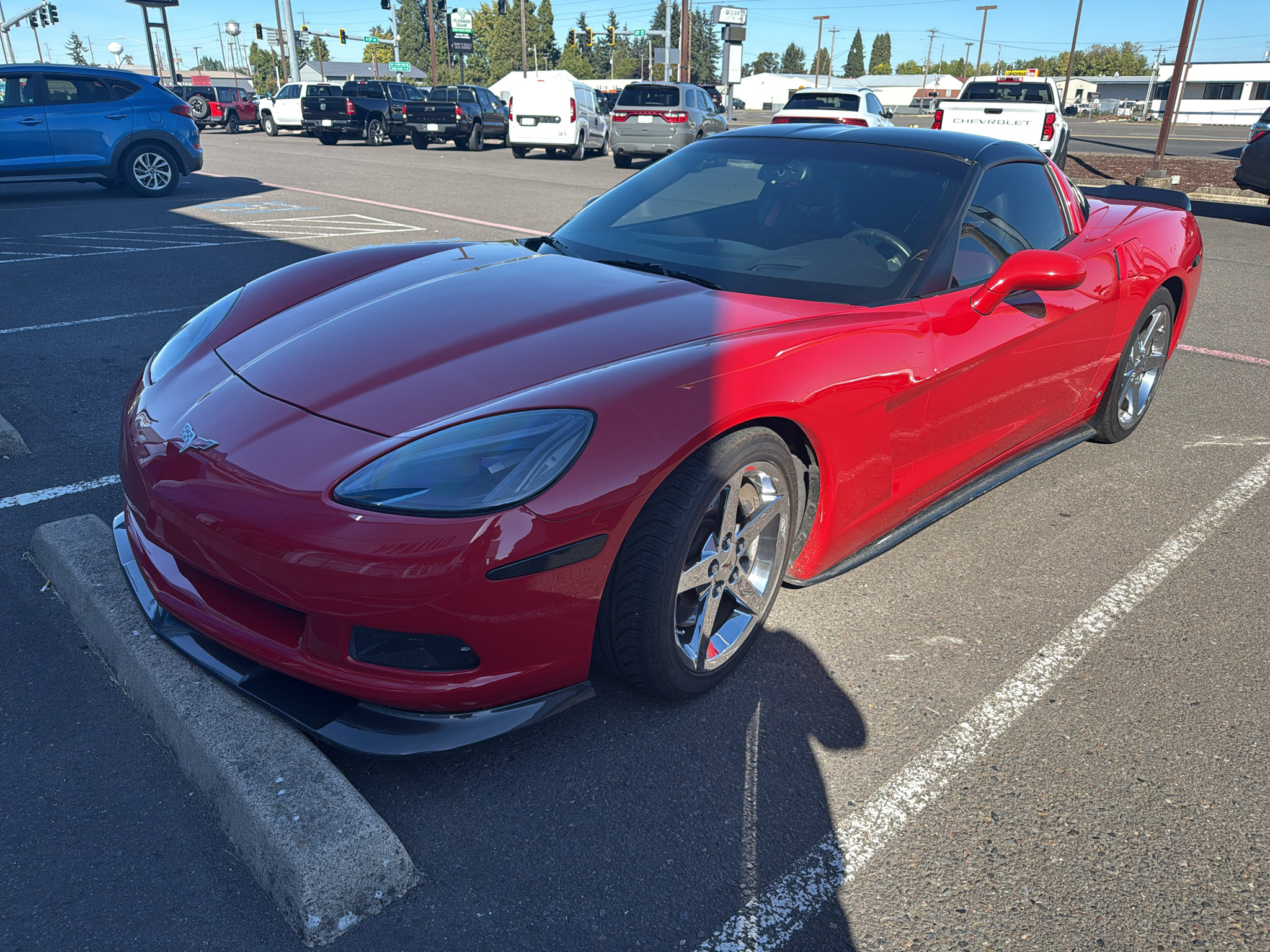 Used 2007 Chevrolet Corvette Coupe w/ Preferred Equipment Group RWD image 2