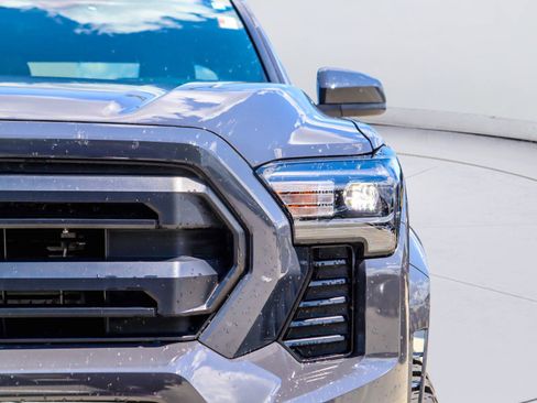 Used 2025 Toyota Tacoma SR5 RWD image 4