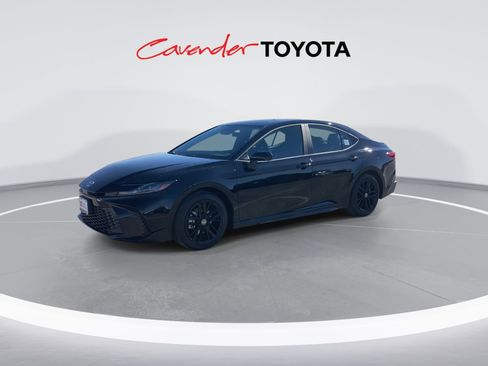 Certified 2026 Toyota Camry SE image 4