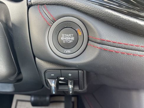 Used 2024 Dodge Durango GT AWD/4WD image 23