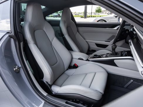 Certified 2024 Porsche 911 Carrera 4S AWD/4WD image 46