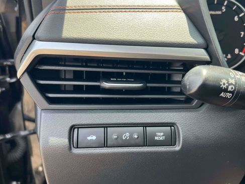 Used 2022 Nissan Altima 2.5 SR w/ Midnight Edition Package AWD/4WD image 19