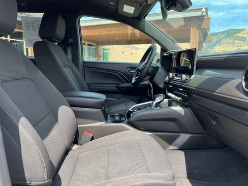 Used 2023 Chevrolet Colorado LT w/ LT Convenience Package II AWD/4WD image 19