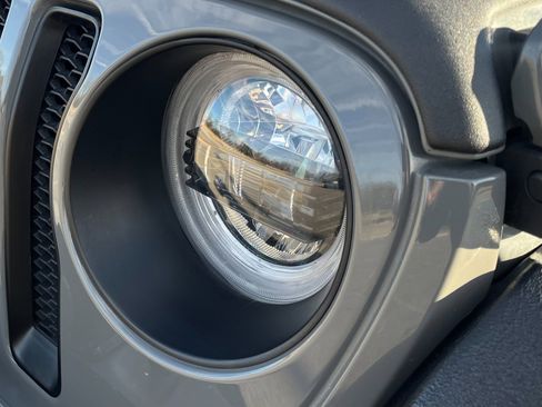 Used 2019 Jeep Wrangler Unlimited Sport S image 60