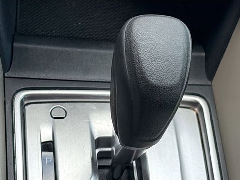 Used 2019 Subaru Forester Premium image 18