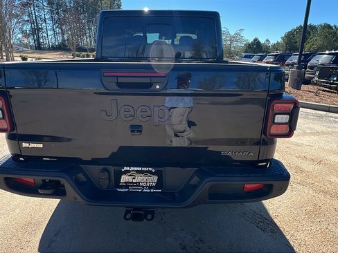 New 2026 Jeep Gladiator Sport image 9