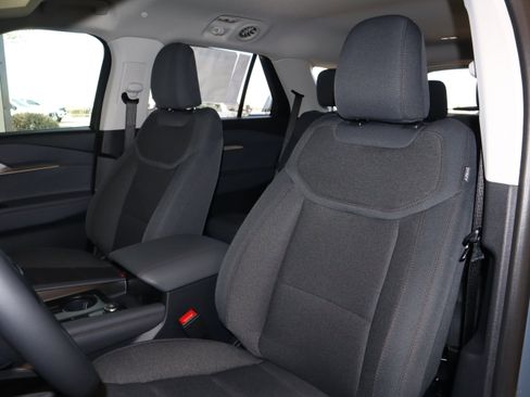 New 2026 Ford Explorer Active image 32