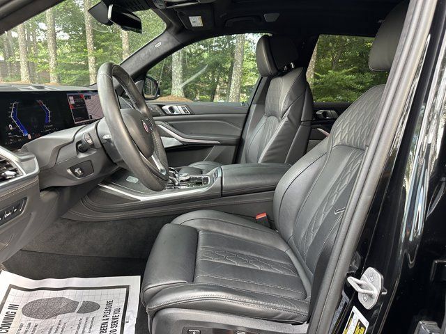 Used 2024 BMW ALPINA XB7 AWD/4WD image 19