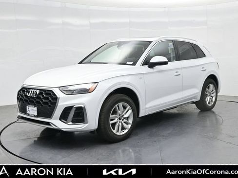 Used 2023 Audi Q5 2.0T Premium w/ Convenience Package AWD/4WD image 61