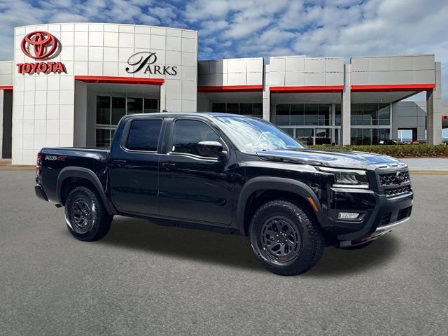 Used 2026 Nissan Frontier PRO-4X AWD/4WD image 1