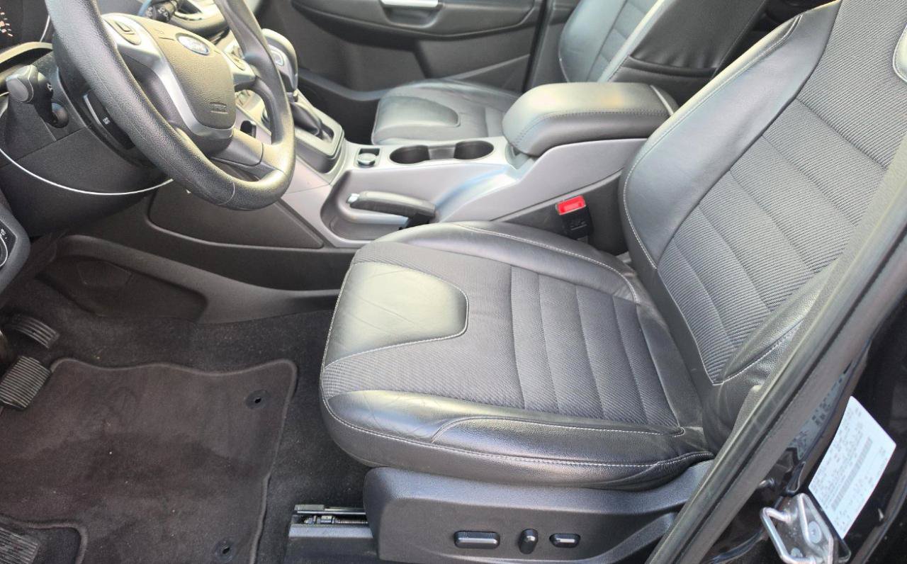 Used 2015 Ford Escape SE w/ SE Chrome Package AWD/4WD image 10
