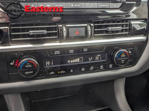 New 2025 Nissan Pathfinder SV w/ SV Premium Package image 20