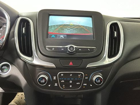 Used 2018 Chevrolet Equinox LT FWD image 27