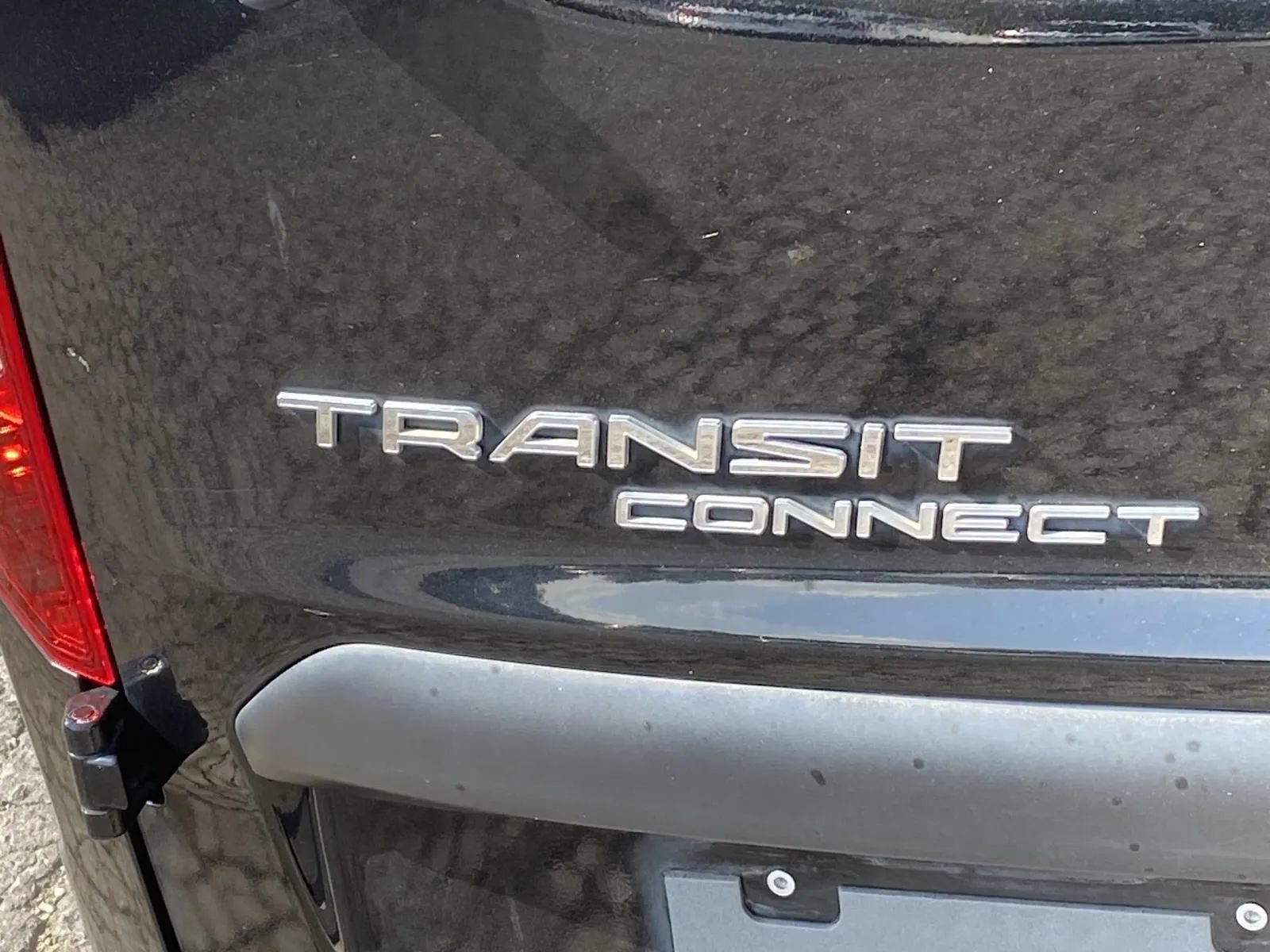 Used 2019 Ford Transit Connect XLT FWD image 8