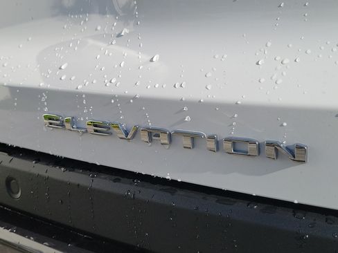 New 2027 GMC Terrain Elevation w/ Elevation Premium Package FWD image 7