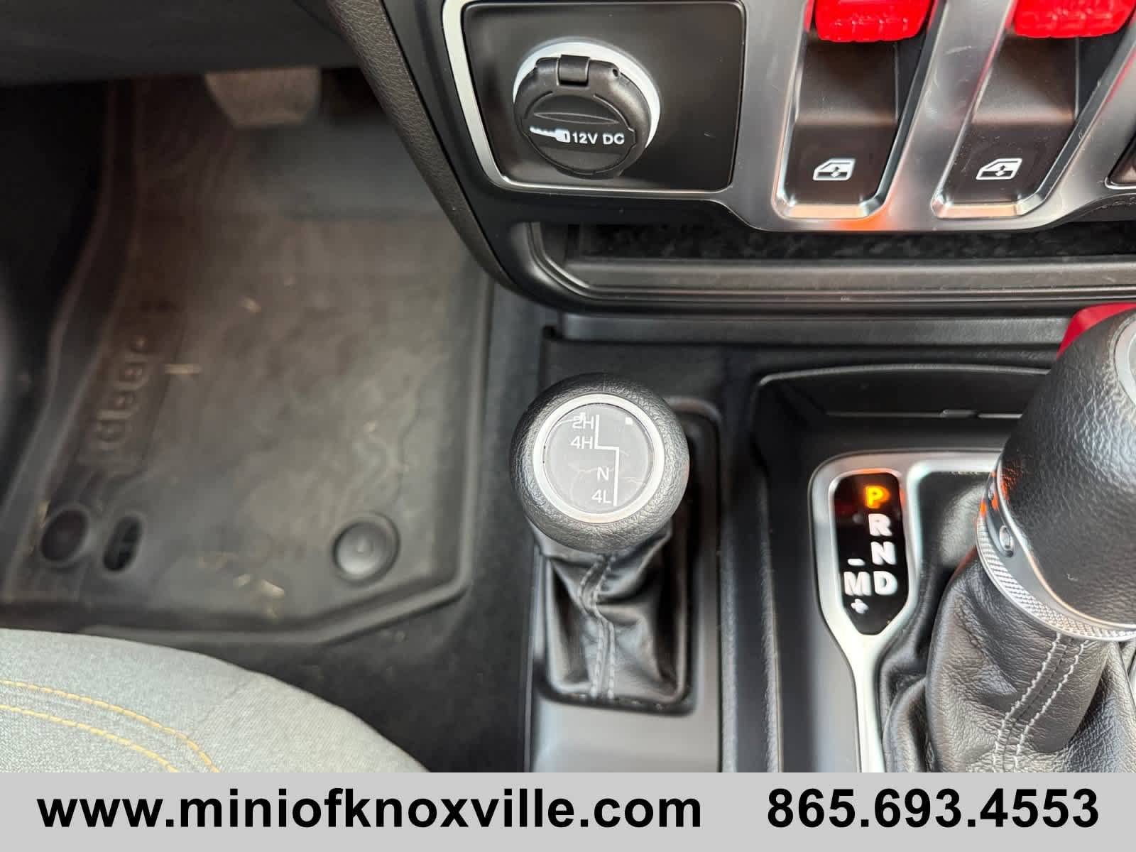 Used 2024 Jeep Wrangler Sport AWD/4WD image 28