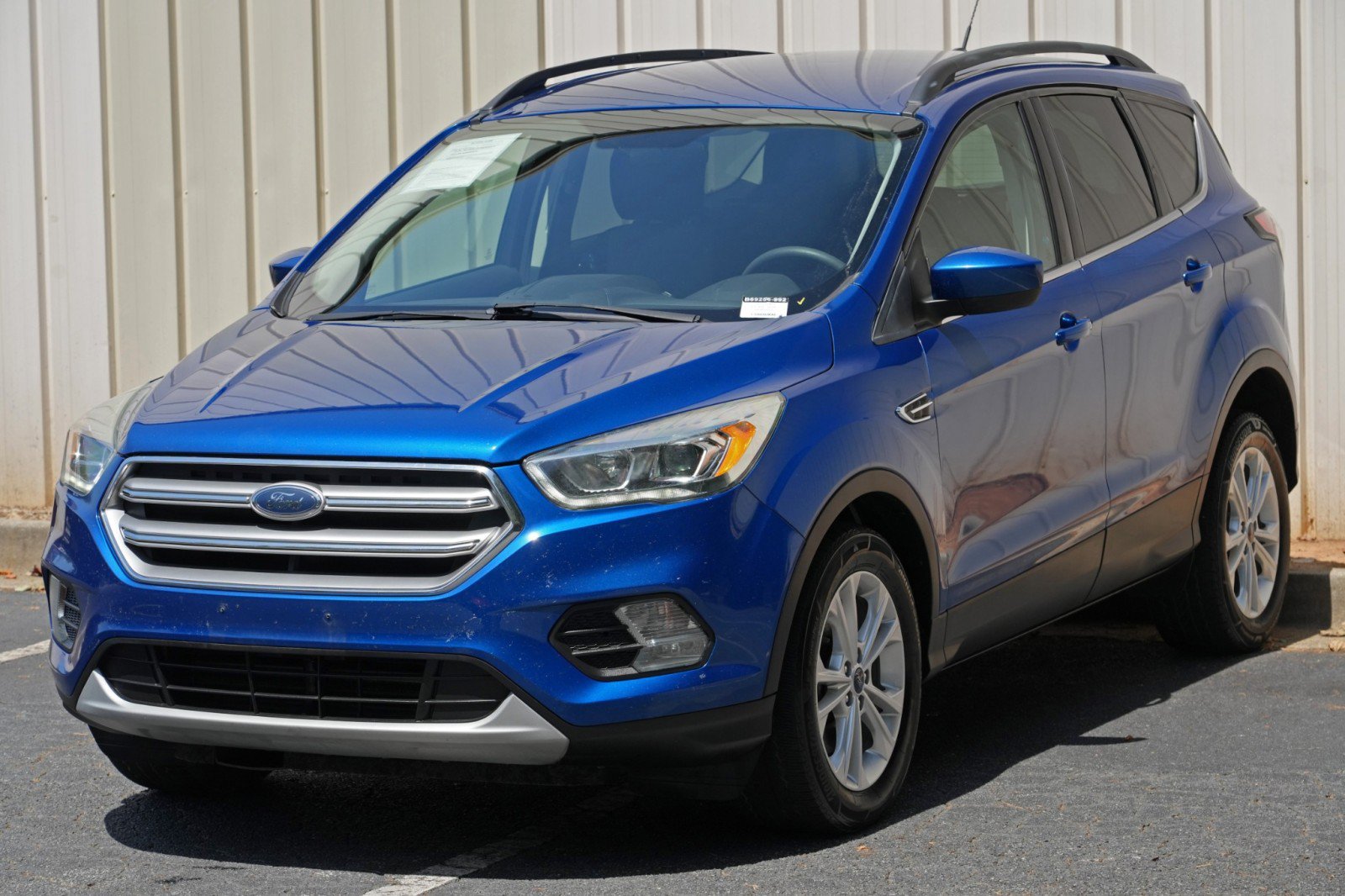 Used 2017 Ford Escape SE w/ Equipment Group 201A AWD/4WD image 39