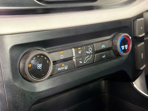 Used 2023 Ford F150 XLT w/ XTR Package image 16