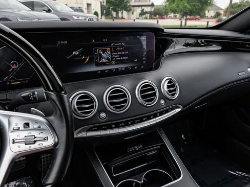Used 2019 Mercedes-Benz S 560 4MATIC Coupe image 24