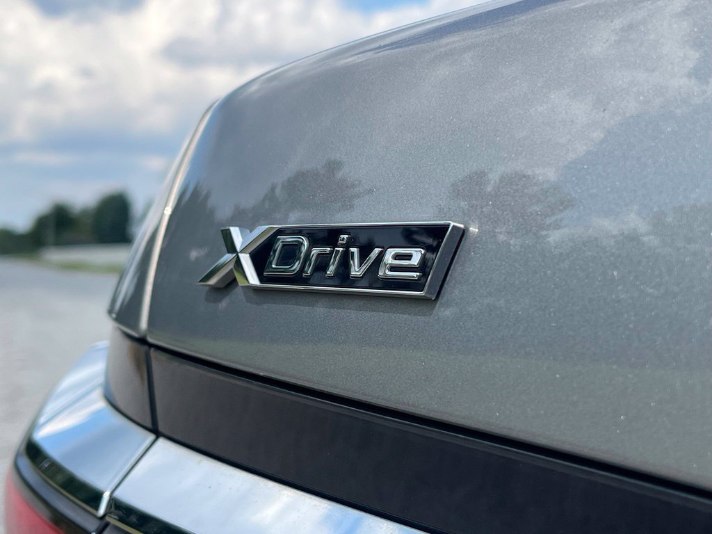 Used 2024 BMW 760i xDrive AWD/4WD image 17