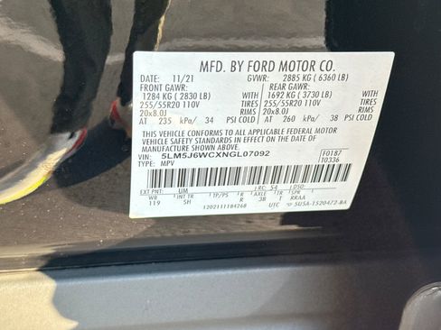 Certified 2022 Lincoln Aviator 2WD w/ Premium Package image 29