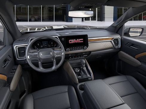 New 2026 GMC Canyon Denali image 15