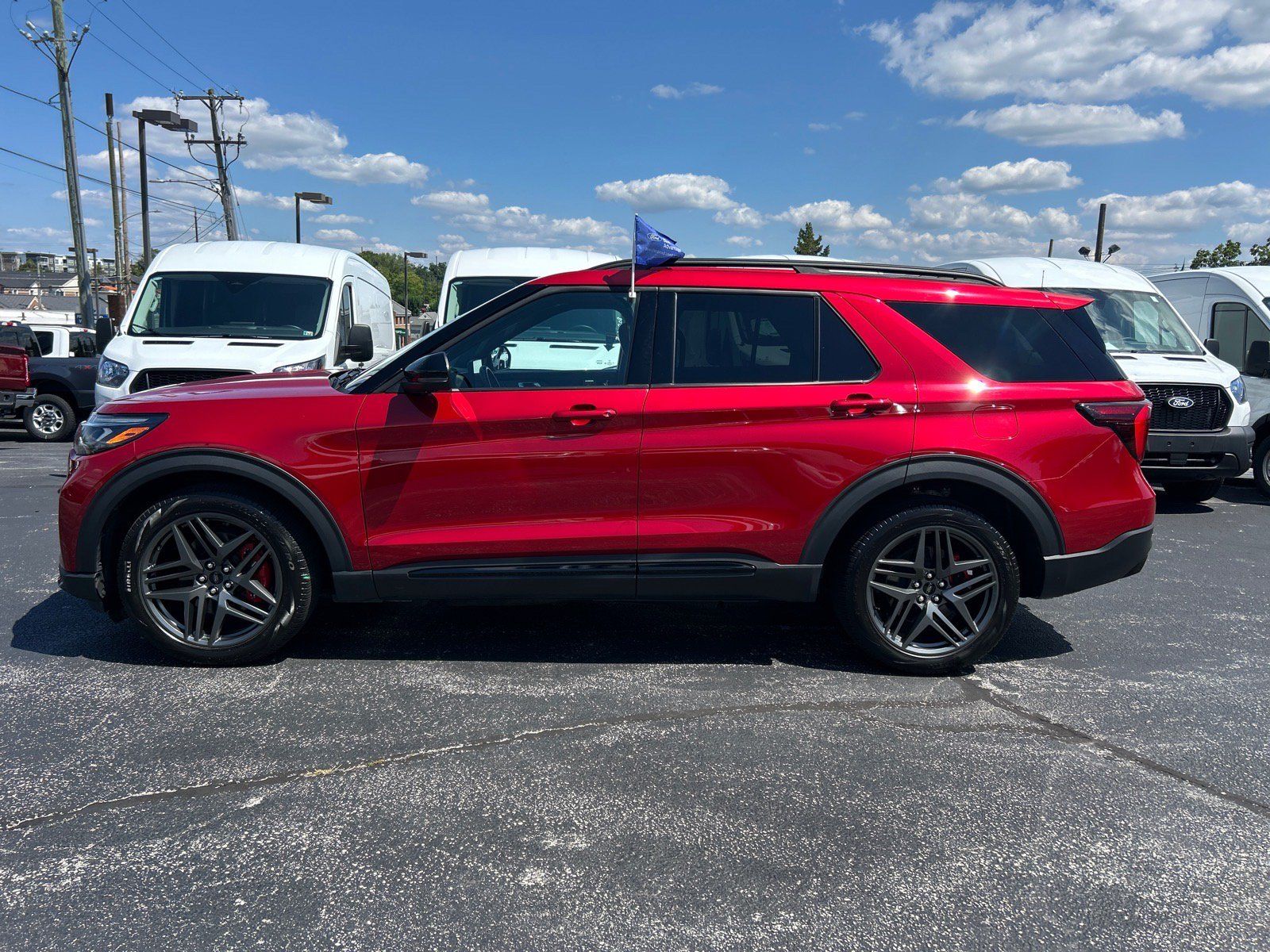 Certified 2025 Ford Explorer ST w/ Sun And Sound Package AWD/4WD image 4
