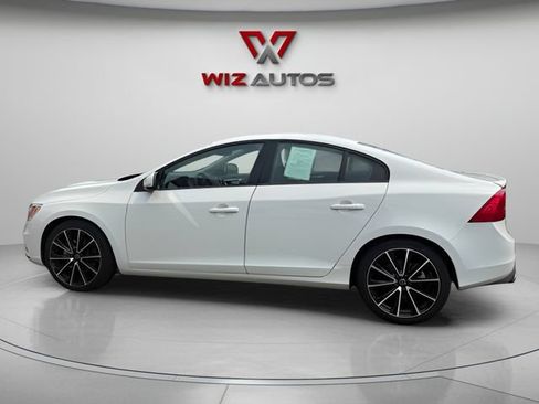 Used 2018 Volvo S60 T5 Dynamic w/ Vision Package AWD/4WD image 2