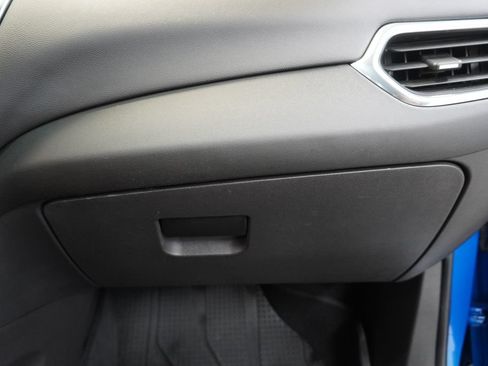 Used 2024 Chevrolet Equinox LT w/ LPO, Floor Liner Package FWD image 39