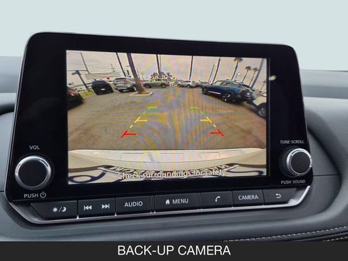 Certified 2026 Nissan Rogue SV FWD image 20