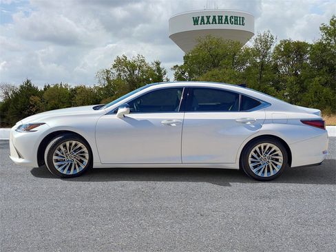 Used 2021 Lexus ES 350 Ultra Luxury image 3