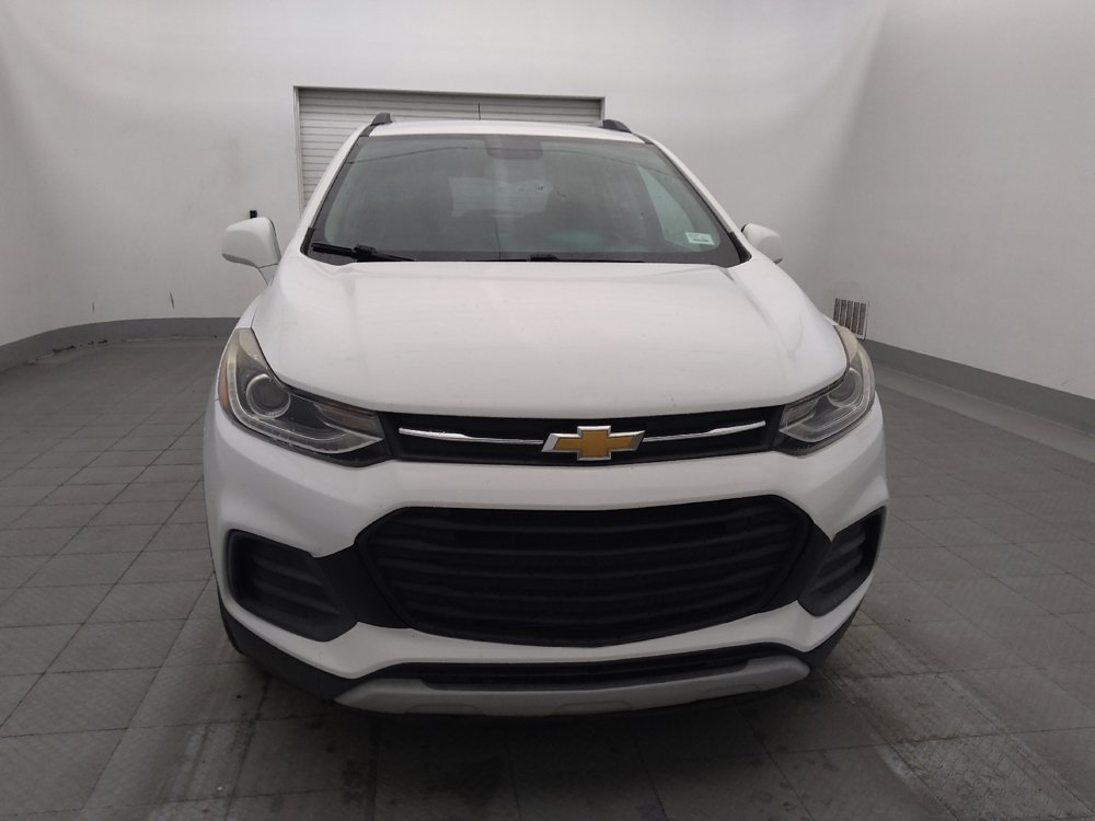 Used 2020 Chevrolet Trax LT w/ LT Convenience Package FWD image 14