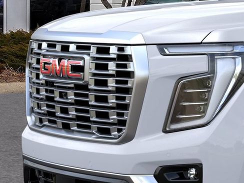 New 2026 GMC Yukon XL Denali w/ Denali Reserve Package AWD/4WD image 13