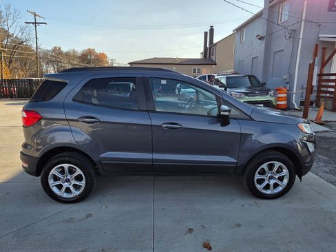 Used 2019 Ford EcoSport SE image 5