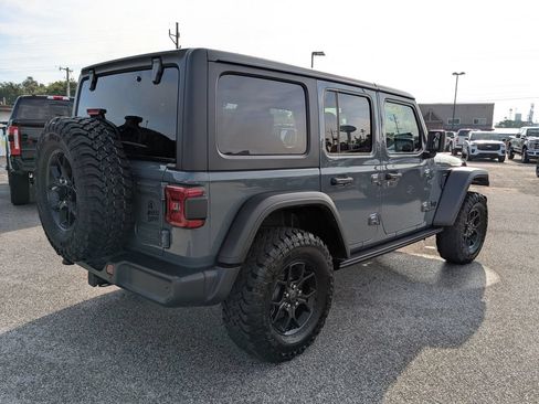 Used 2025 Jeep Wrangler Unlimited Sport AWD/4WD image 5