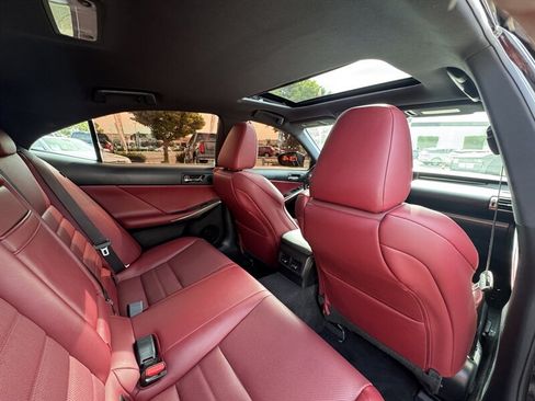 Used 2016 Lexus IS 350 RWD image 38