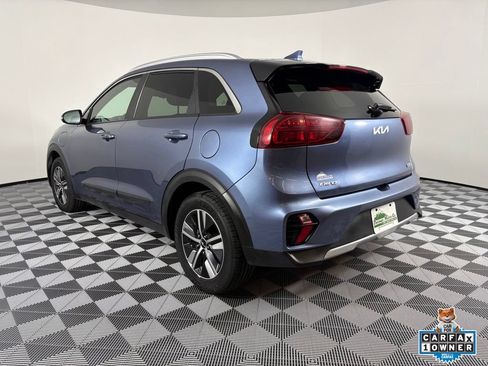 Used 2022 Kia Niro EX FWD image 12