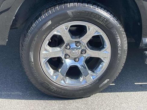 Used 2014 RAM 1500 Laramie w/ Convenience Group AWD/4WD image 8