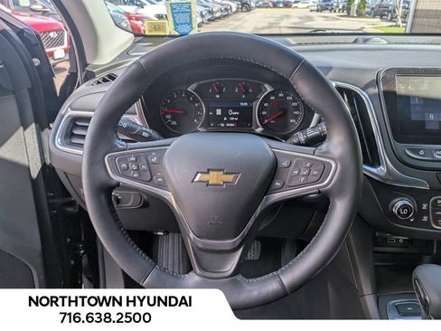 Used 2022 Chevrolet Equinox LT AWD/4WD image 9