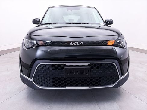 Used 2024 Kia Soul LX FWD image 11