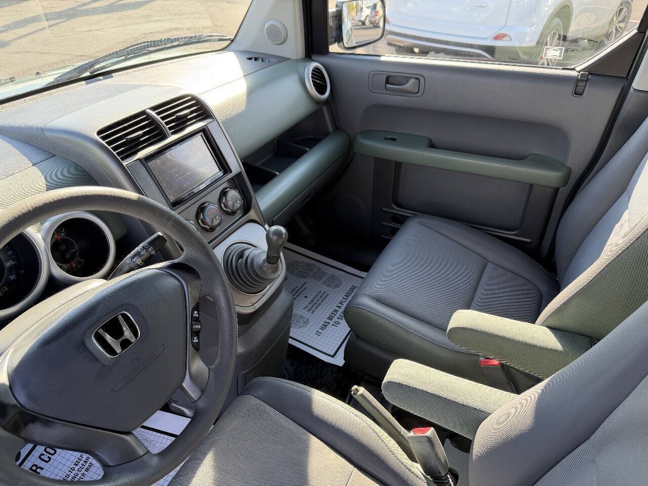 Used 2004 Honda Element EX image 11