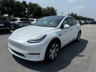Used 2023 Tesla Model Y Long Range AWD/4WD video 1