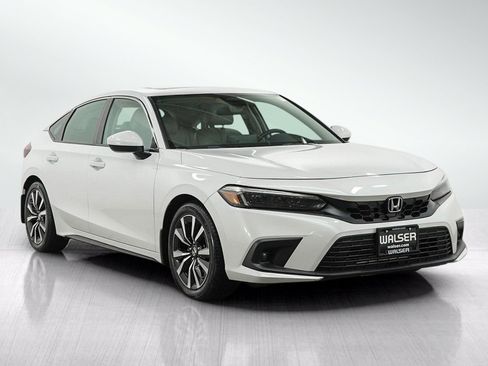 Used 2024 Honda Civic EX-L image 7