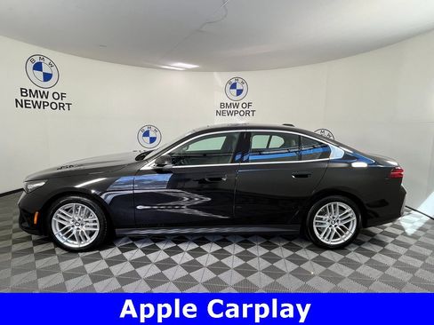 Certified 2025 BMW 530i xDrive image 9