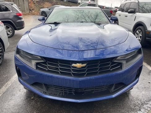 Used 2021 Chevrolet Camaro LT image 10