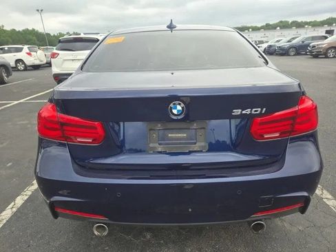 Used 2018 BMW 340i Sedan RWD image 4