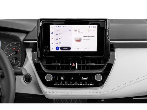 Certified 2023 Toyota Corolla SE w/ SE Package image 9