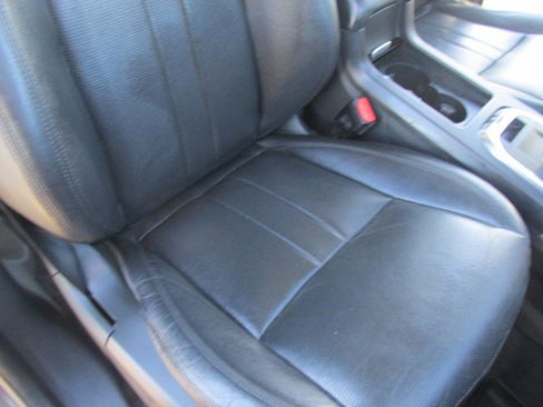 Used 2018 Land Rover Discovery Sport HSE image 39