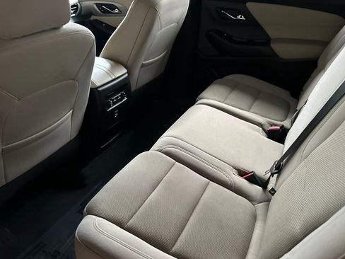 Certified 2022 Chevrolet Traverse LS image 14